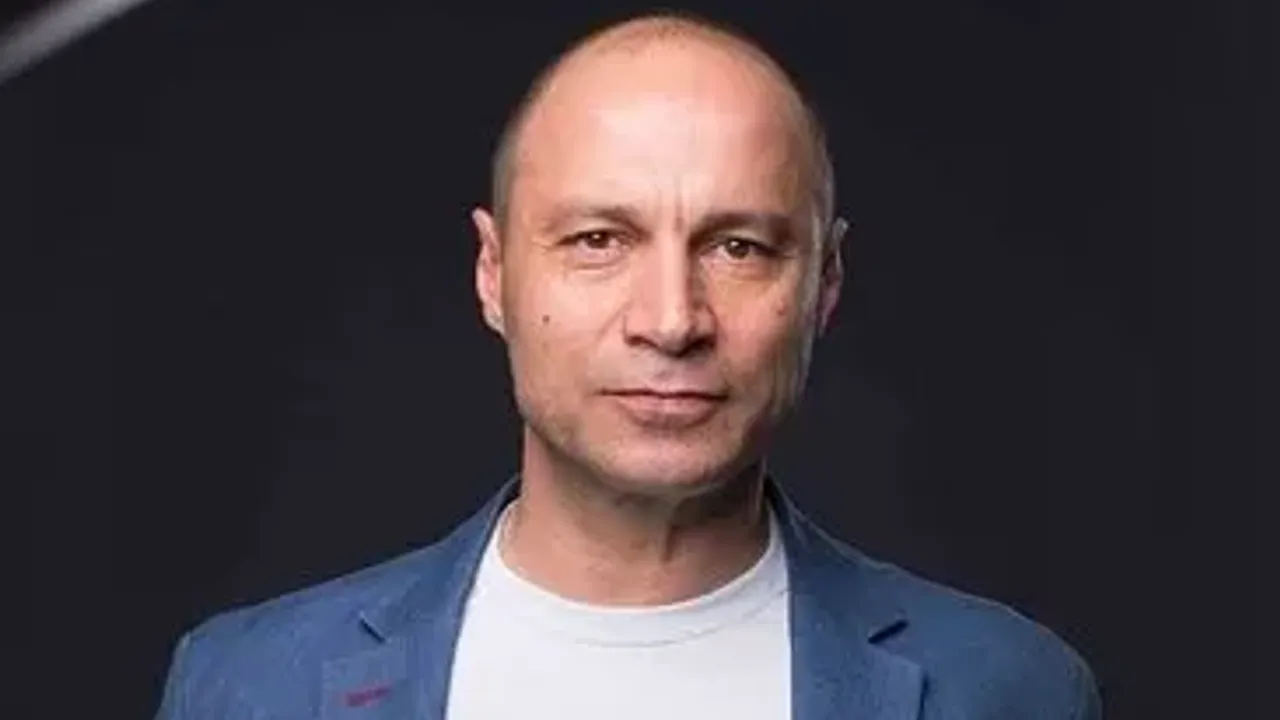 Kürşat Alnıaçık Kimdir? Hayatı ve Biyografisi (Aslen Nereli, Kaç Yaşında, Boyu Kilosu), Rol Aldığı Diziler!