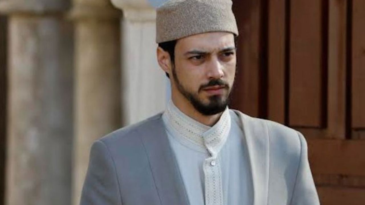 Kızıl Goncalar 50. Bölümde Final Yapacak! Mert Yazıcıoğlu, Kızıl Goncalar’a Veda Etti!