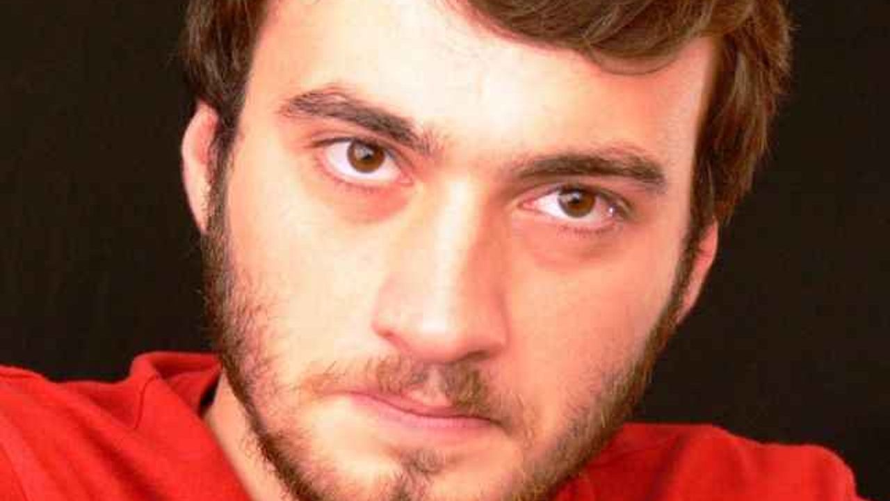 Orhan Bıyıklı kimdir, evli mi, eşi kim? Aslen nereli, kaç yaşında, boyu kilosu, rol aldığı diziler