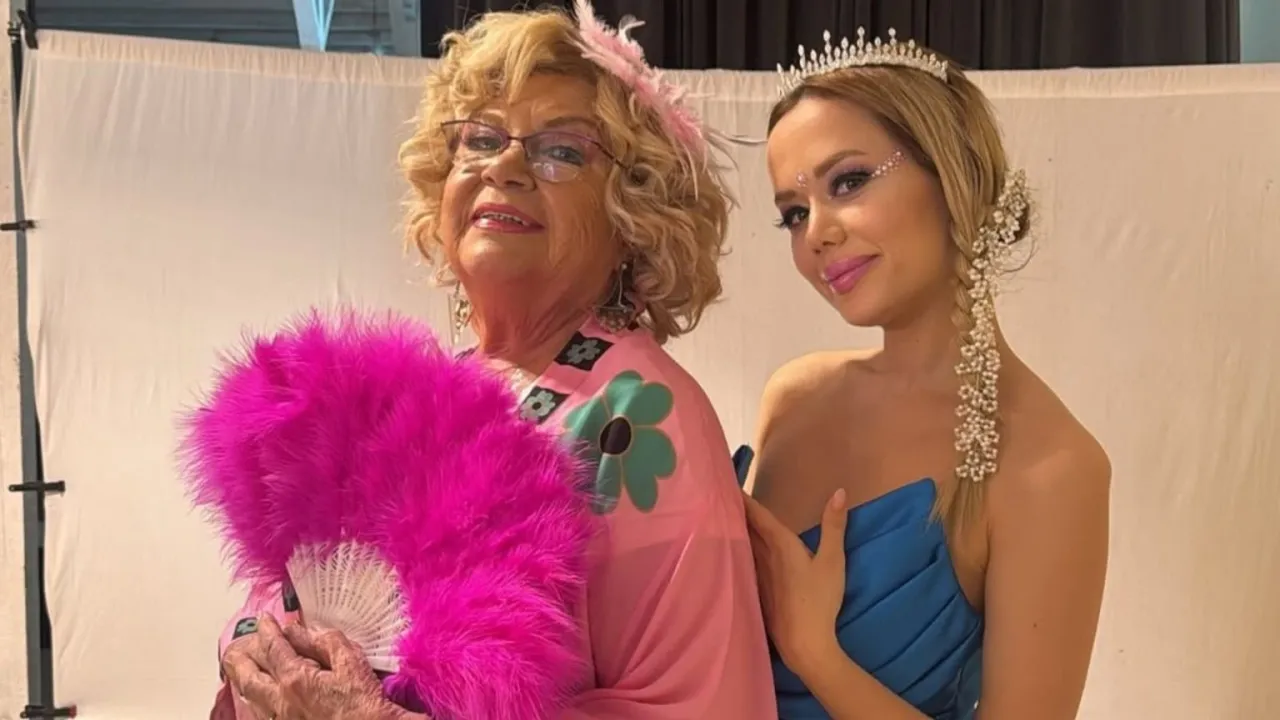 Sihirli Annem Akaşa’sı Kimdir, Gerçek Adı Ne? Gamze Karta Evli Mi, Eşi Kim? Kaç Yaşında, Nereli ve Hangi Dizilerde Oynadı?