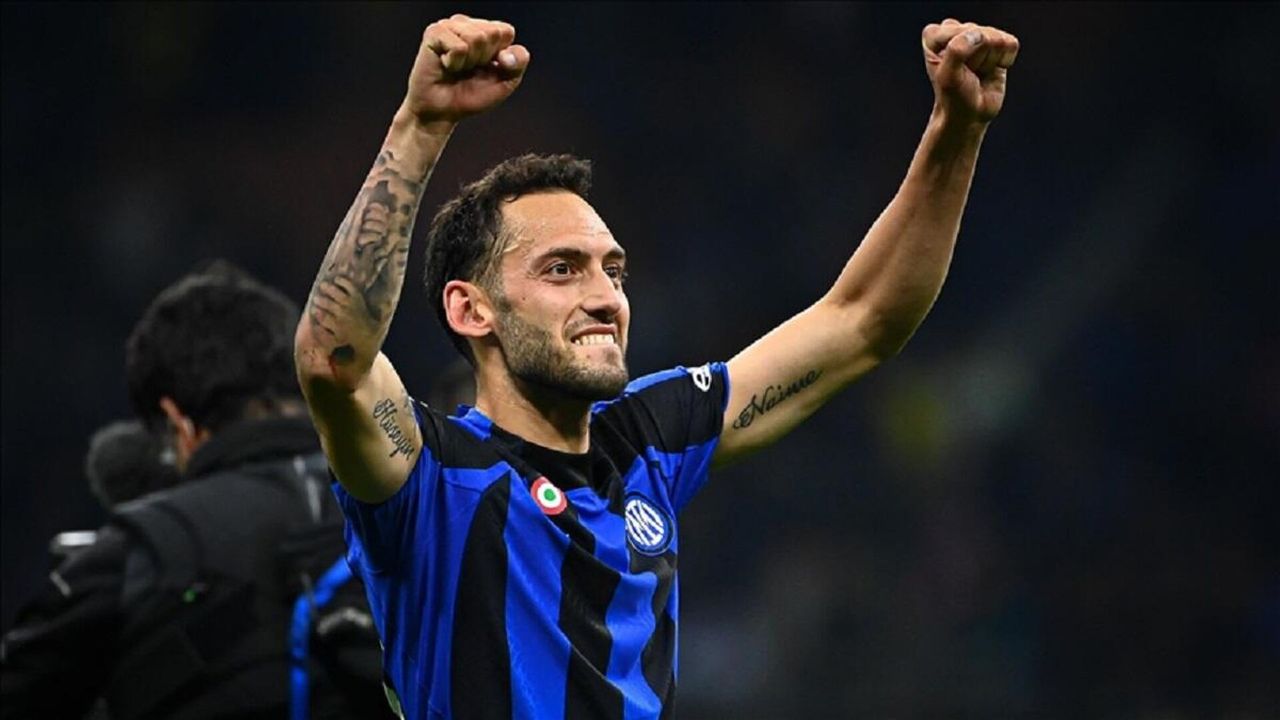 Hakan Çalhanoğlu’na ağır ceza! Şampiyonluk yarışında Inter'e büyük darbe