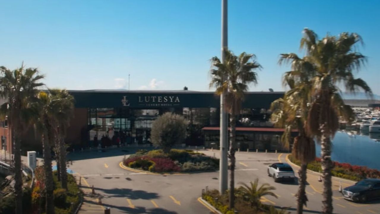 Çift Kişilik Oda'nın çekim yerleri neresi, hangi semtlerde sahneler geçiyor, otel sahneleri İstanbul’da mı?