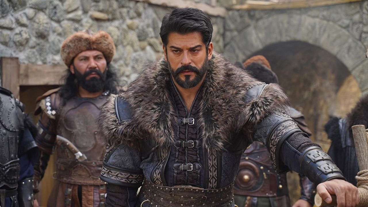 Kuruluş Osman’da Sürpriz Ayrılık! Bu İki Oyuncu Finalde Veda Ediyor