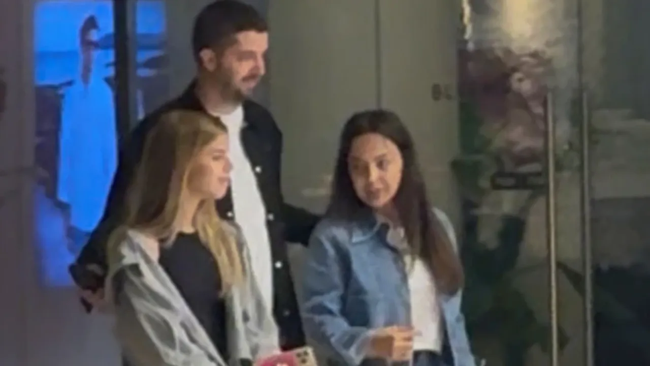 Ebru Gündeş kaç çocuğu var, kızı Alara Zarrab kim? Babası kim, yaş ve mesleği ne?