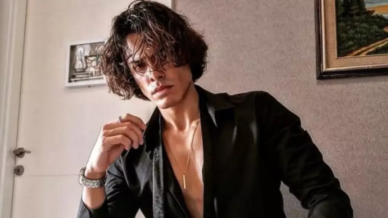 Kısmetse Olur Batuhan Boz kimdir, evli mi, sevgilisi, eşi kim, boyu, aslen nereli, kaç yaşında? Instagram hesabı! Mesleği, ne iş yapıyor?