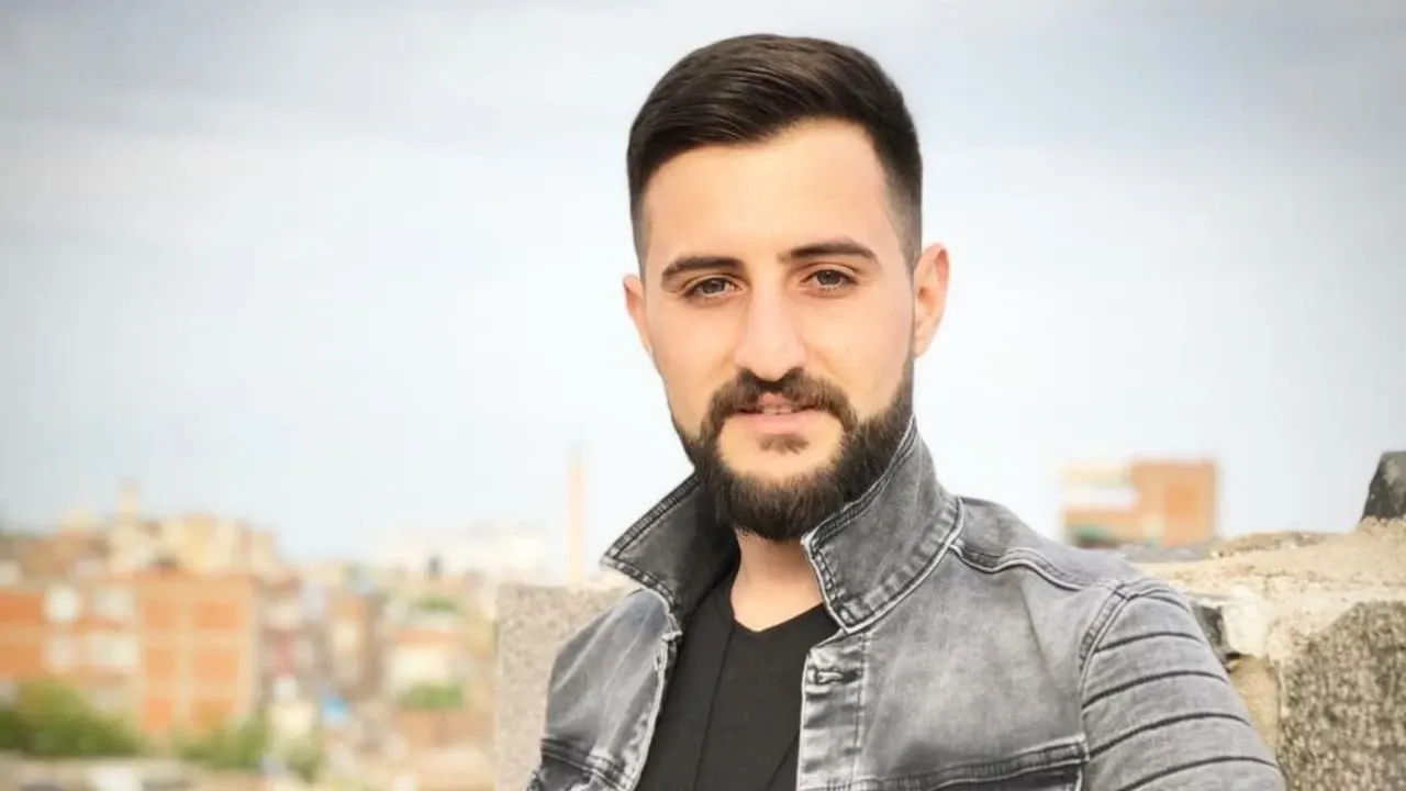 FENOMEN Berat Licex kimdir, gerçek adı, evli mi, sevgilisi, aslen nereli, kaç yaşında, mesleği, ne iş yapıyor?