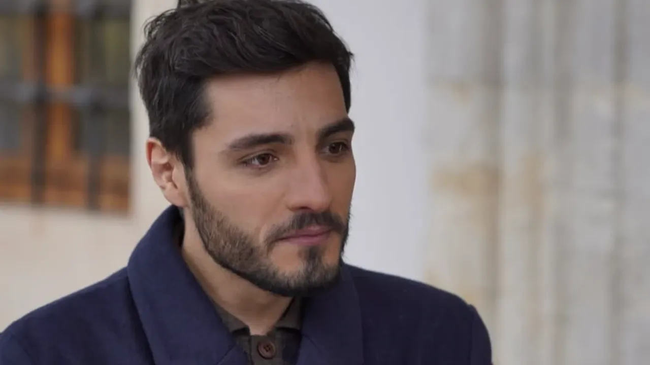 Kızılcık Şerbeti İmam İlhami BİYOGRAFİSİ kimdir, sevgilisi var mı, eşi kim?