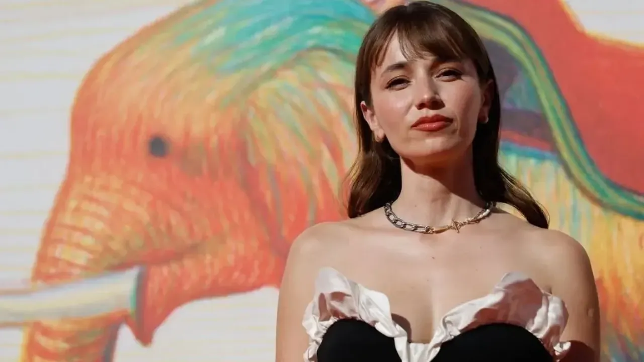 Cansu Baydar Özgeçmişi Kimdir, Sevgilisi Kim, Evli Mi, Eşi Kim, Boyu Kaç, Aslen Nereli, Kaç Yaşında, TV Dizileri ve Özel Hayatı