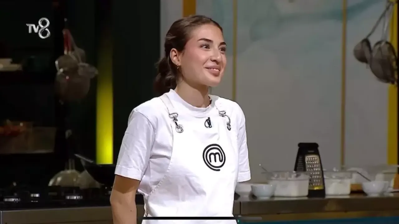 MasterChef 2025 yarışmacısı Ayla Canpunar’ın Instagram hesabı ne?
