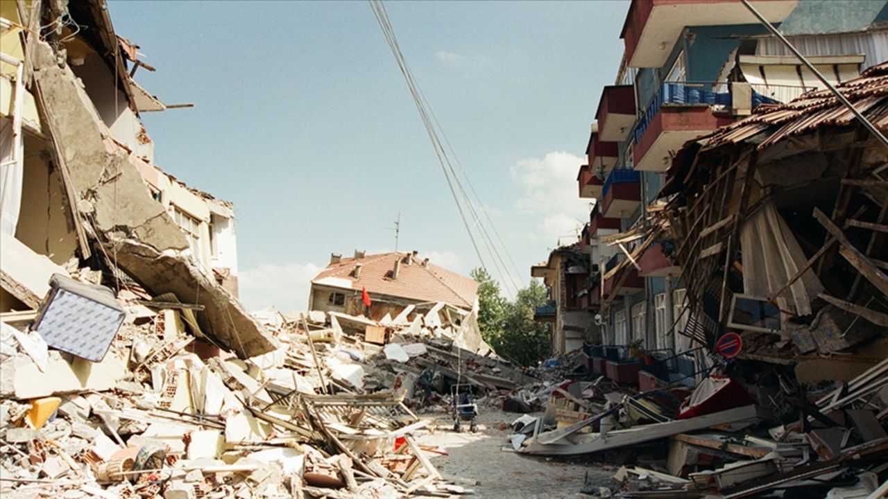 17 Ağustos Depremi Kaç Saniye Sürdü, Gölcük Depremi Süresi Ne Kadar Oldu, 1999 Depremi Etkileri ve Sonuçları