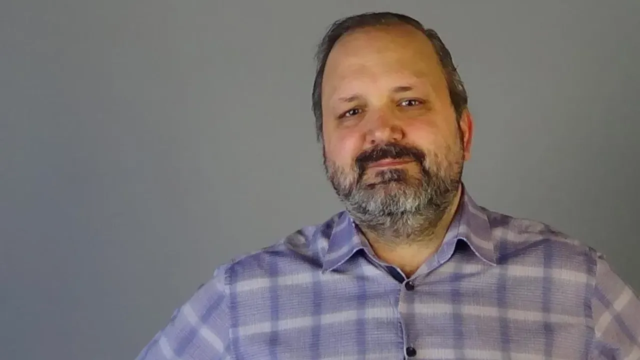 Fazilet Onat'ın eşi kimdir, kiminle evli? Emrah Kolukısa Kimdir, Kaç Yaşında, Nereli, Eşi Kim, Annesi Babası Kimdir, Hangi Dizilerde Oynadı