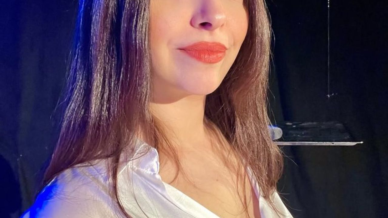 Kızılcık Şerbeti Birsen Kimdir, Sibel Şişman Kimdir, Kaç Yaşında, Nereli, Boyu Kaç, Evli mi, Eşi Kim, Sevgilisi Var mı, Hangi Dizilerde Oynadı, Instagram Hesabı Ne?