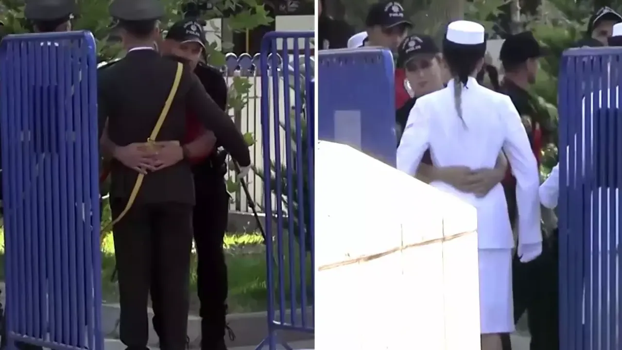 Anıtkabir'de askerlerin üstü arandı! 30 Ağustos töreninde kriz görüntüsü