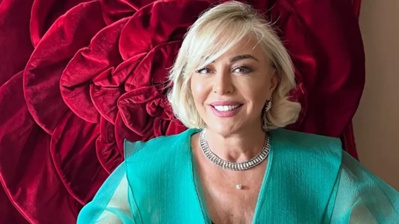 Gülenay Kalkan kimdir, kaç yaşında, nereli, boyu, kilosu, burcu ne,evli mi, eşi kim, sevgilisi var mı, hangi dizilerde oynadı, tiyatro ve sinema kariyeri…