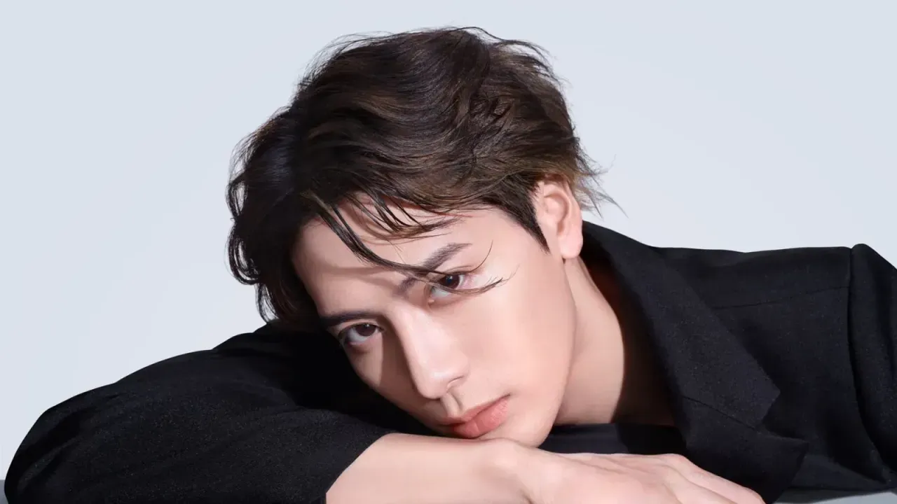 Jackson Wang kimdir, kaç yaşında, nereli? Gıda zehirlenmesi sonrası son durumu ne? Konserler iptal mi?