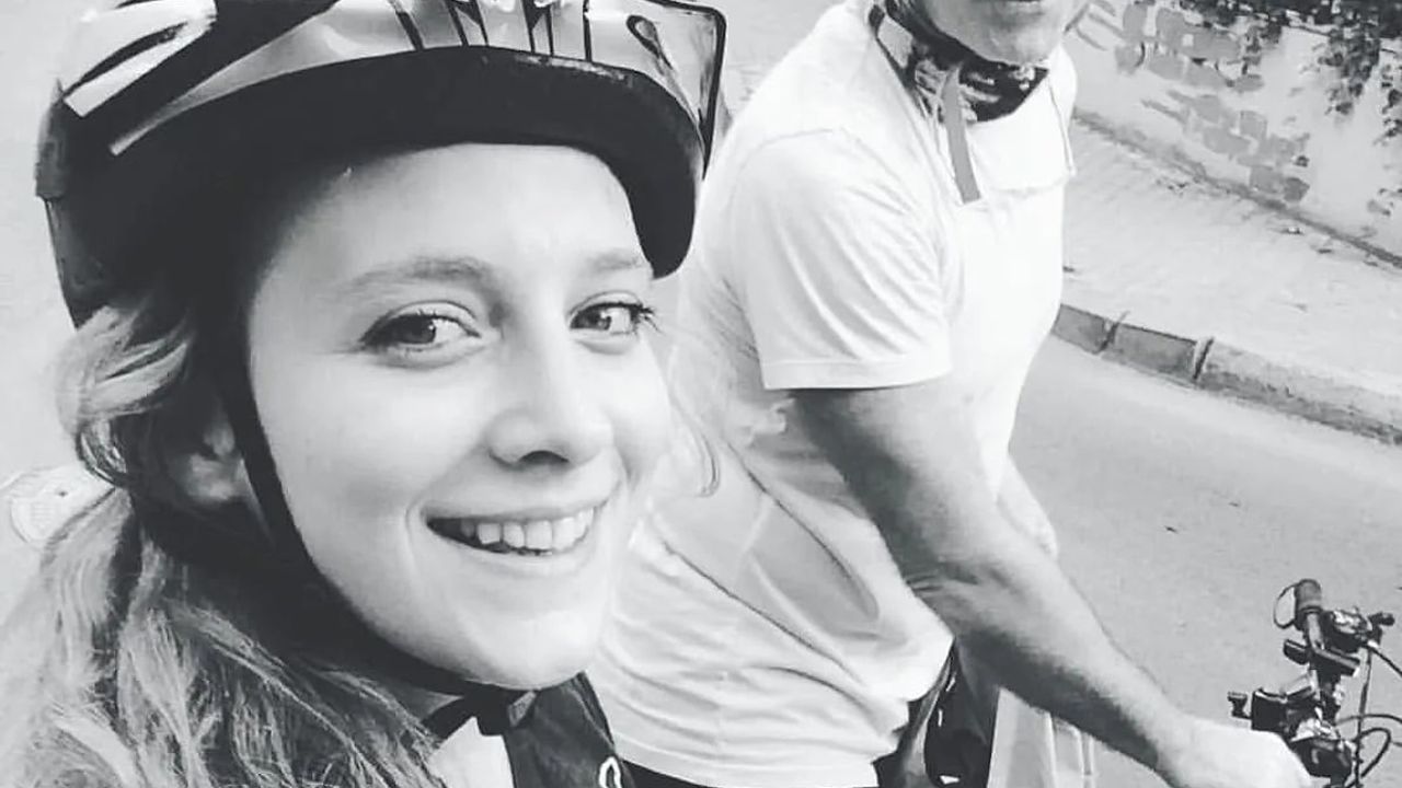 Hayal Köseoğlu’nun babası Yiğit Köseoğlu kim, nereli, kaç yaşında, annesi ve babası kim?