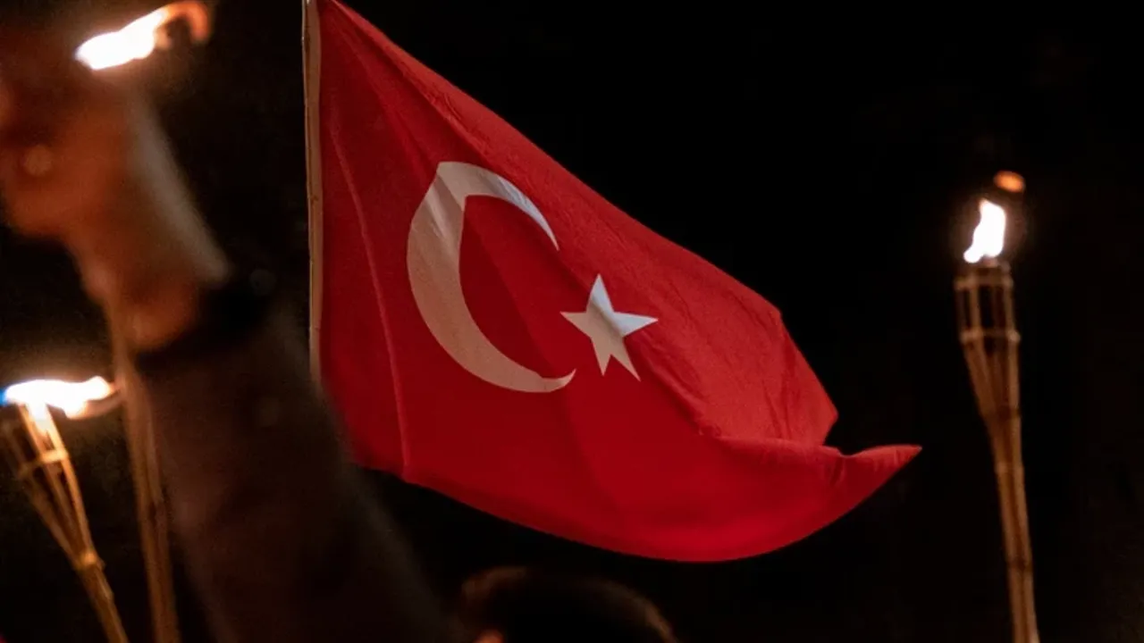 28-29 Ekim 2025 Yarım Gün mü, Resmi Tatil mi, Hangi Güne Denk Geliyor?