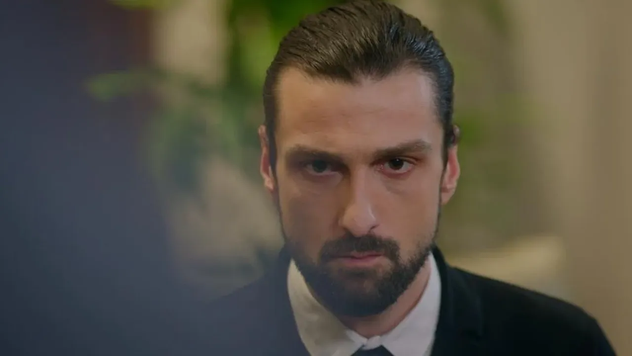 Taşacak Bu Deniz Şeref kimdir, Esme’nin nesi oluyor, Aytek Şayan kimdir, kaç yaşında, nereli, hangi dizilerde oynadı, mesleği ne?