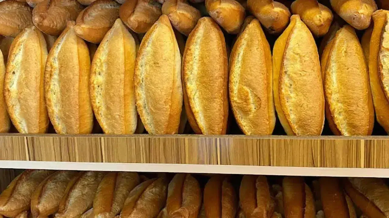 İzmir Halk Ekmek fiyatları ne kadar oldu, 210 gram ekmek kaç TL? 2025 Ekim güncel Halk Ekmek fiyat listesi açıklandı mı?