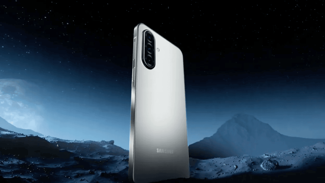 Samsung Galaxy M17 özellikleri neler, kaç GB RAM ve kaç MP kamera var?