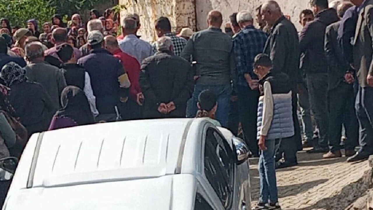 Kilis'te kahreden kaza! Geri manevra yaparken hamile eşinin ölümüne neden oldu