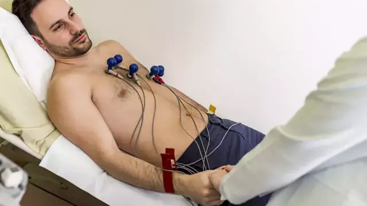 EKG nedir? EKG işlemi neden yapılır?