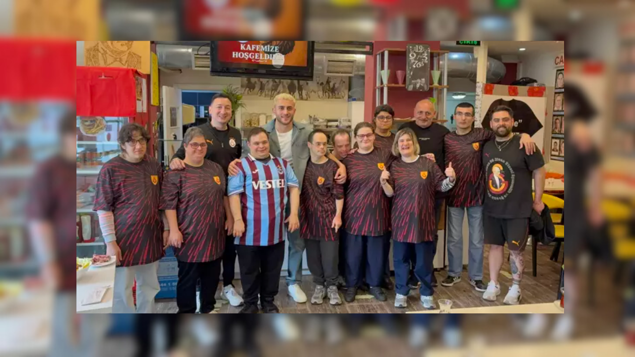 Barış Alper Yılmaz’dan gönülleri fetheden ziyaret: Down Cafe'ye sürpriz