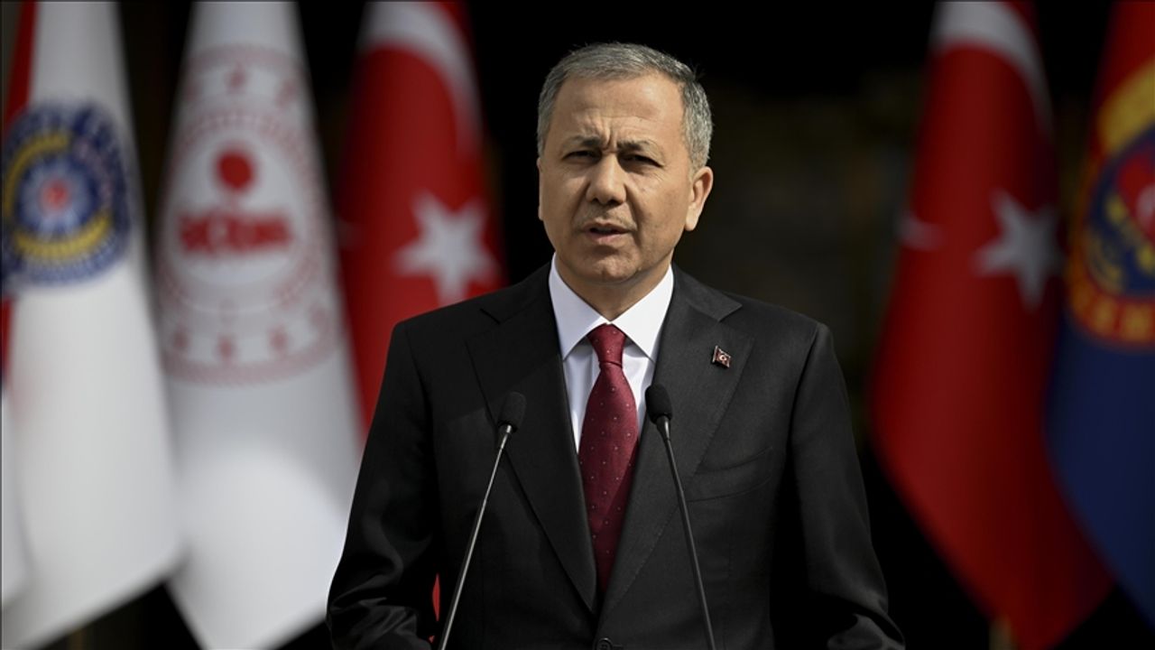 Bakan Yerlikaya açıkladı: Yeni trafik cezaları ve uygulamalar geliyor!