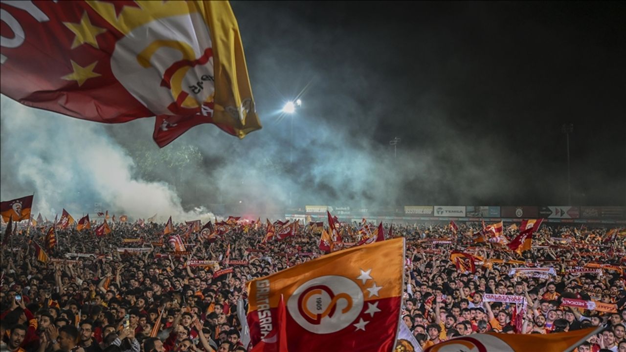 Galatasaray şampiyonluğa kilitlendi: Geriye sadece 1 puan kaldı!