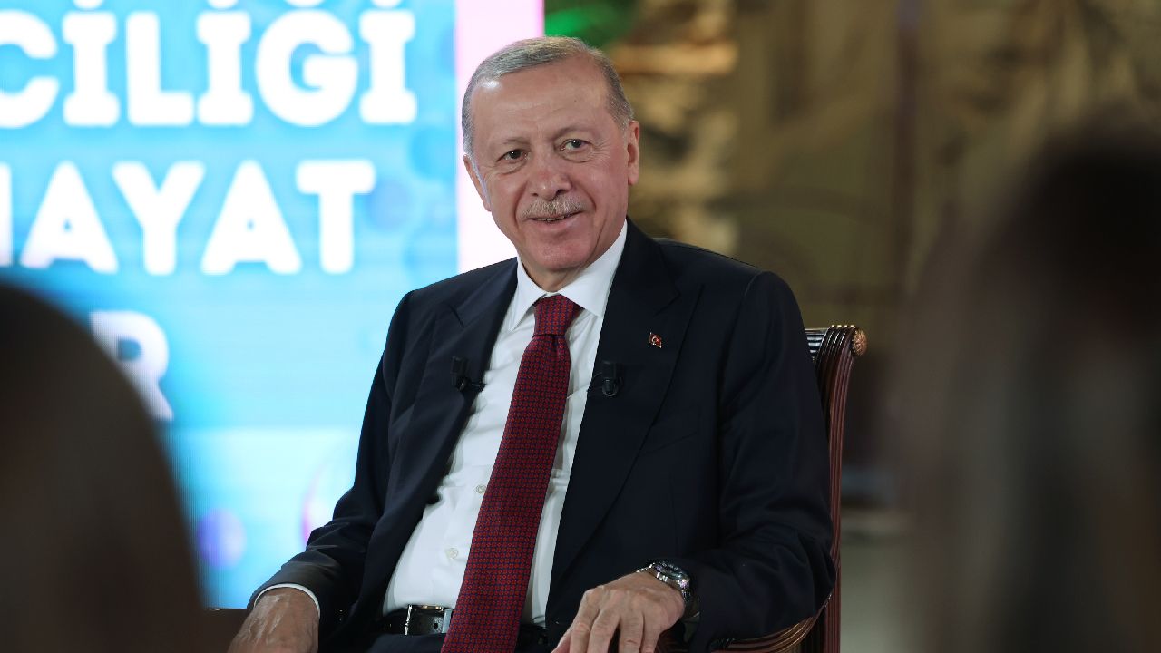 Cumhurbaşkanı Erdoğan: Gençleri korumak hepimizin öncelikli görevidir