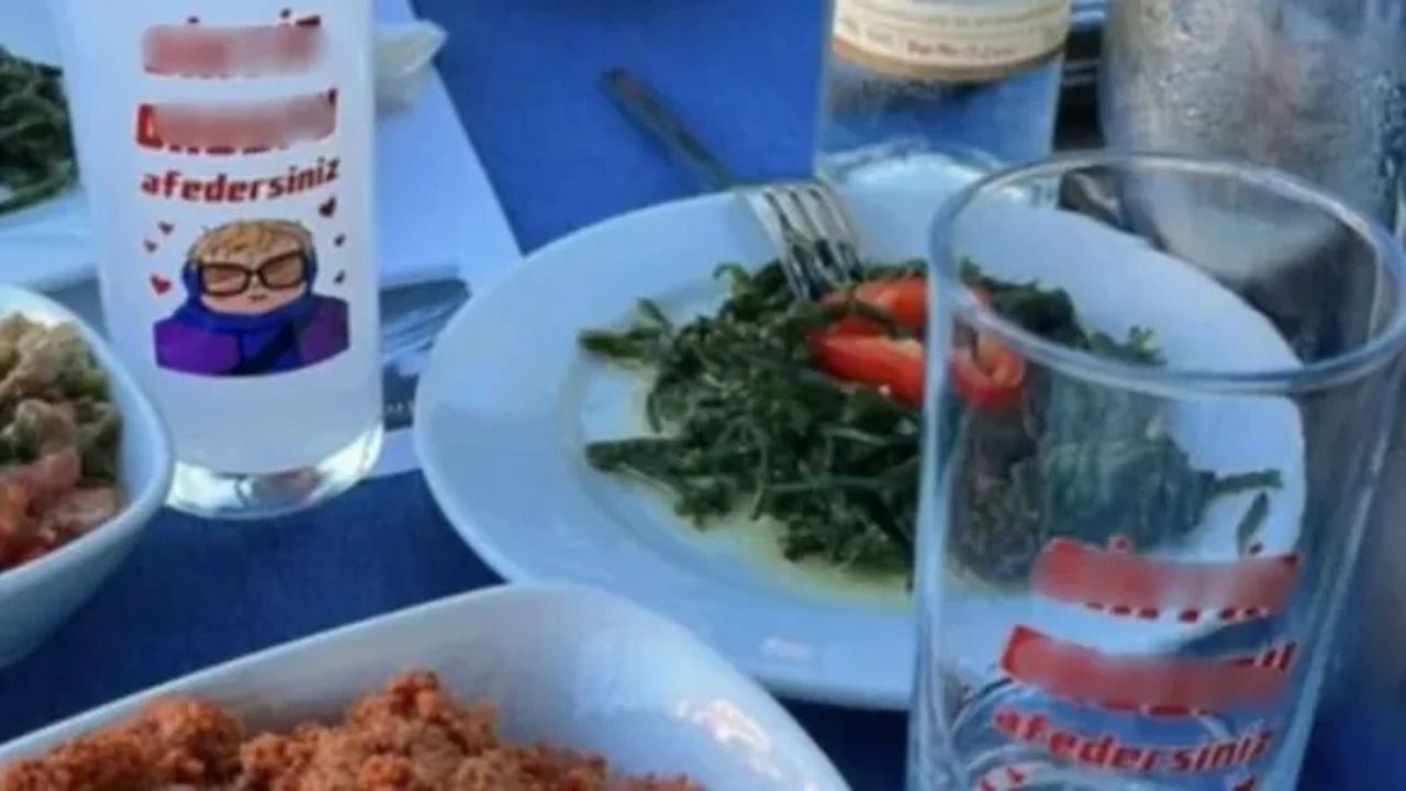 Kuzguncuk’taki restoranda küfürlü rakı bardağına soruşturma başlatıldı!