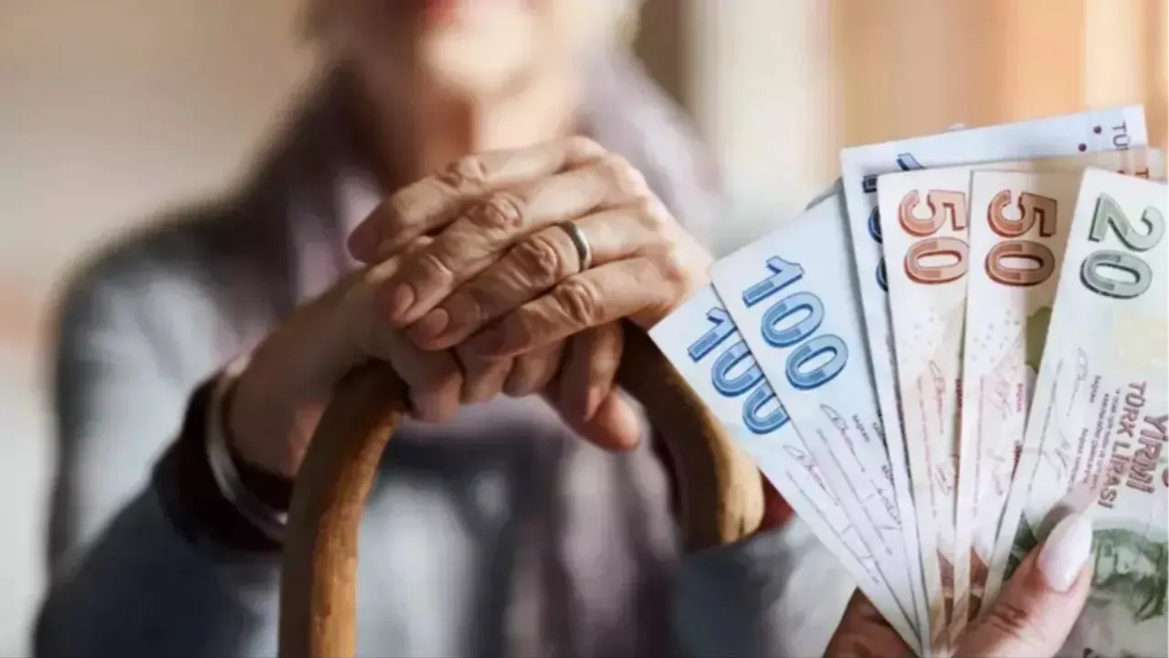 Emekliler dikkat! Faizsiz konut kredisinin detayları açıklandı: Kimler faydalanabilecek?