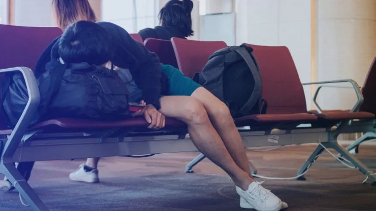 Jet lag nedir, belirtileri nelerdir, nasıl önlenir?