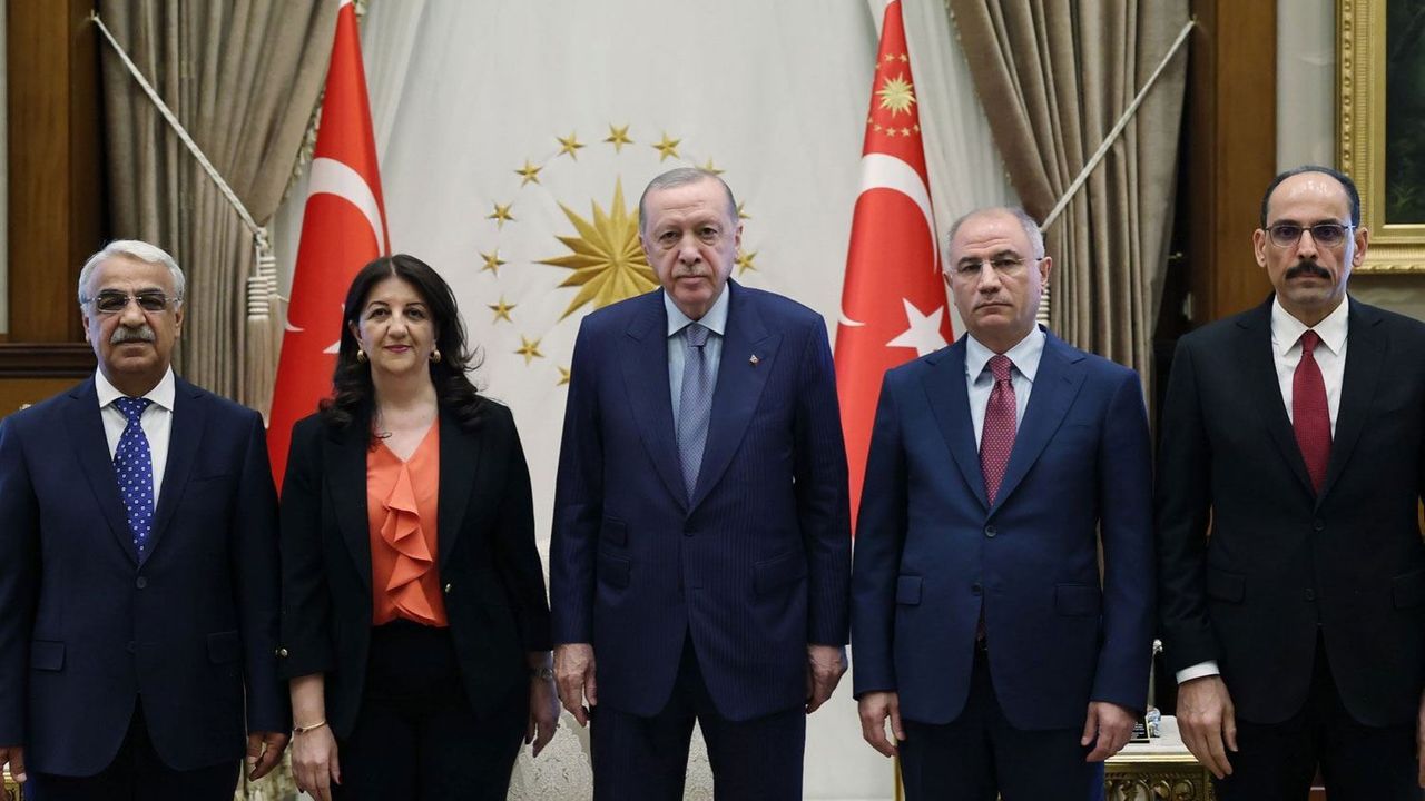 Cumhurbaşkanı Erdoğan, Beştepe'de İmralı heyetiyle görüşecek