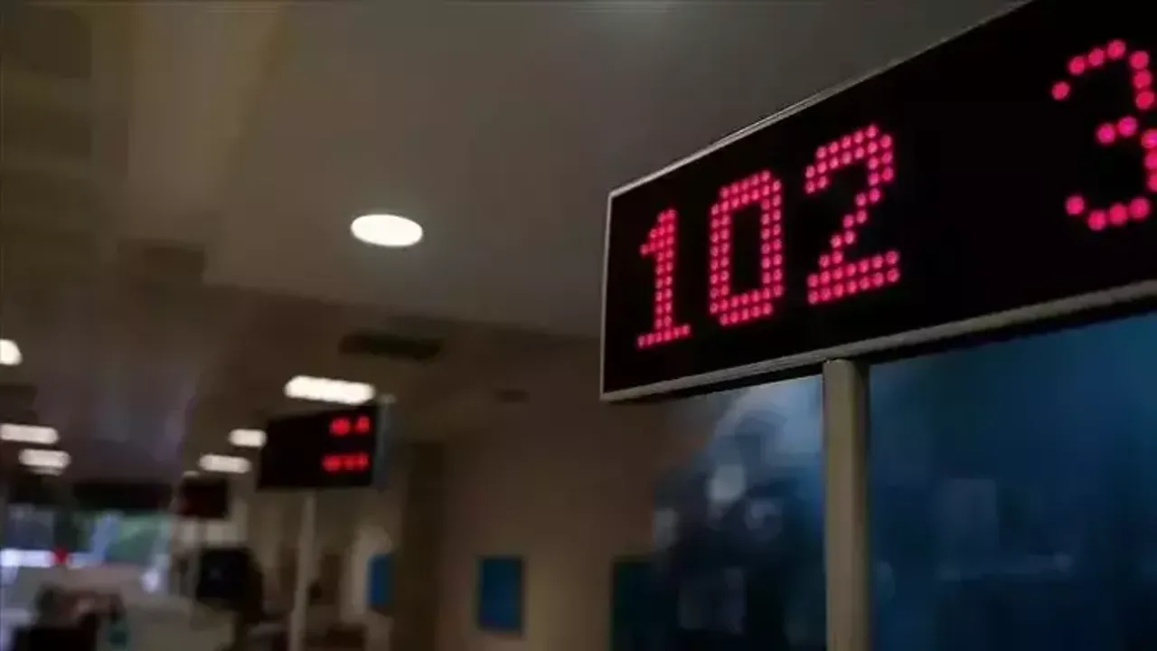 Bugün bankalar açık mı, kapalı mı? 28 Ekim bankalar yarım gün mü, saat kaça kadar çalışıyor, EFT ve havale son saati kaç
