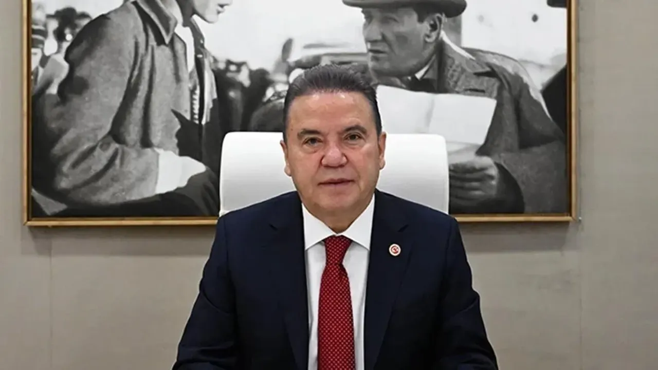 Melek Kurukama kimdir? Muhittin Böcek'le ilişkisi ne, savcılık soruşturmasında adı neden geçiyor, kaç yaşında, nereli?