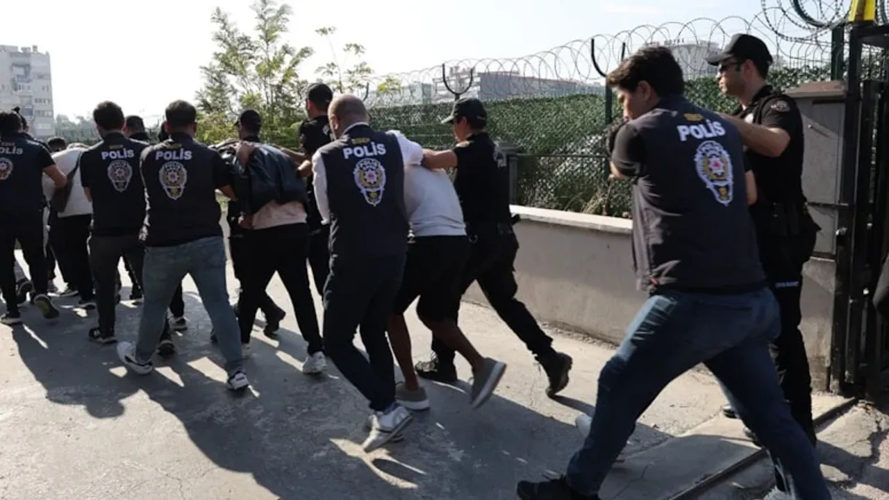 Mersin’de sahte ‘loca bileti’ dolandırıcılığı: 5 kişi tutuklandı