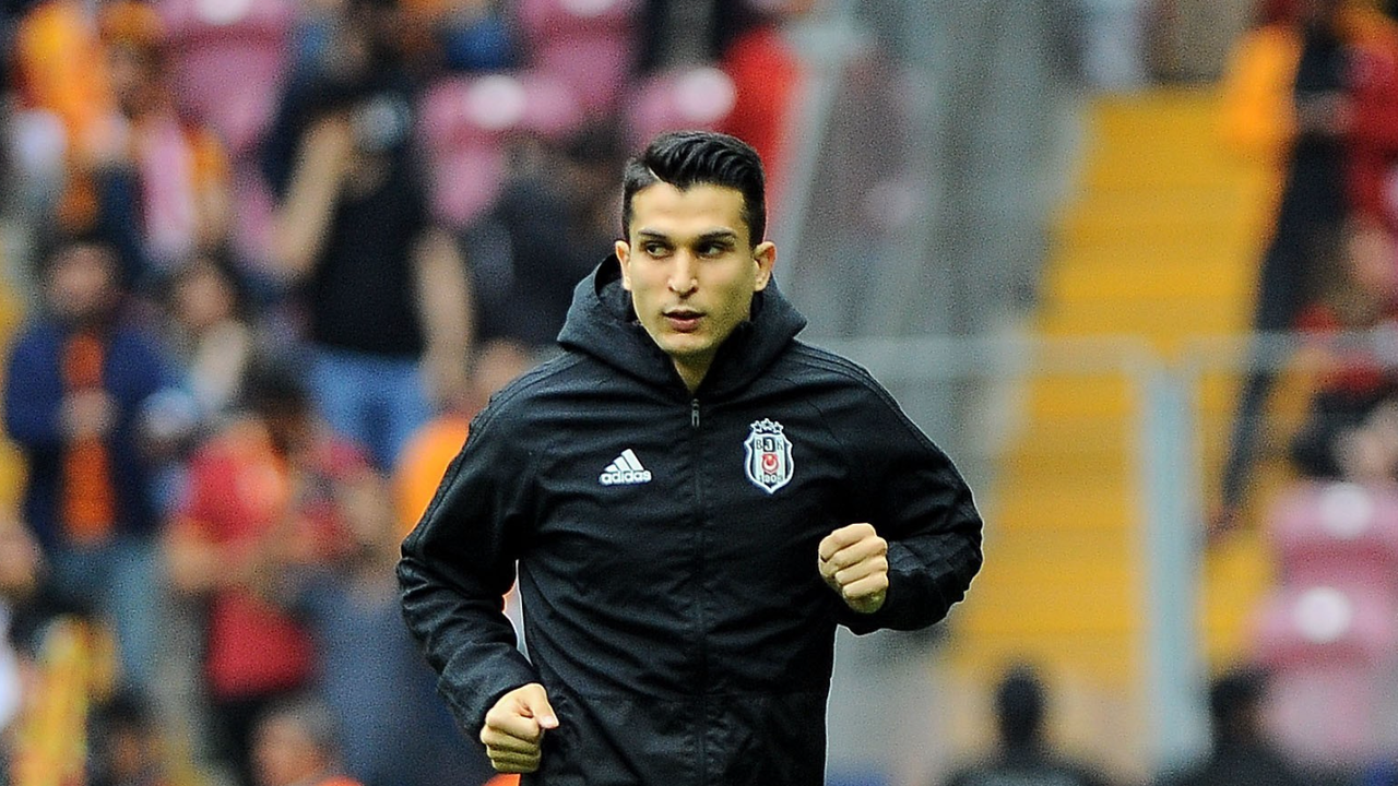 Necip Uysal için flaş iddia: Beşiktaş efsanesi futbolu bırakıyor mu?