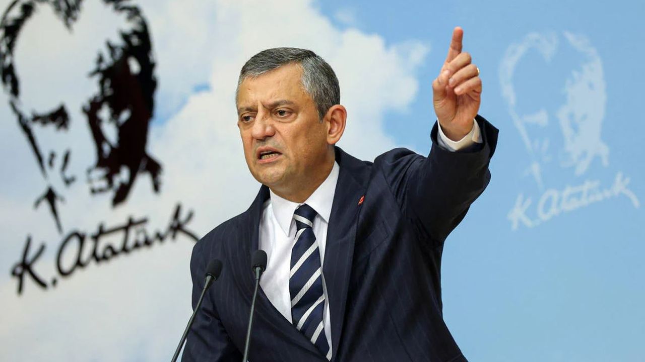 Özgür Özel’den İmamoğlu açıklaması: 'Casusluk suçlaması yapışmaz, kayyum ihtimali yok'
