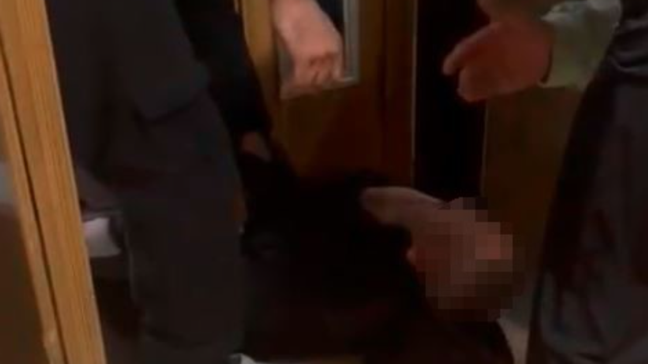 Esenyurt’ta taciz iddiası: Şüpheliyi dövdüler, sonra polise teslim ettiler