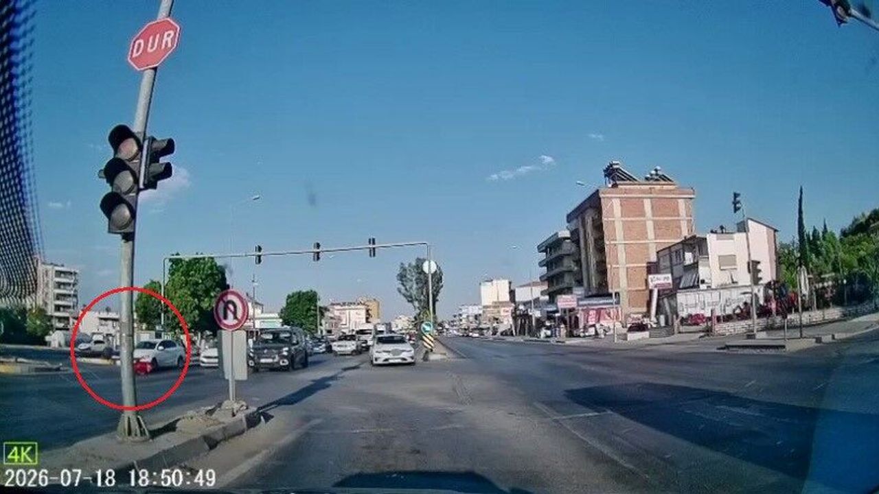 Antalya'da korku dolu motosiklet kazası