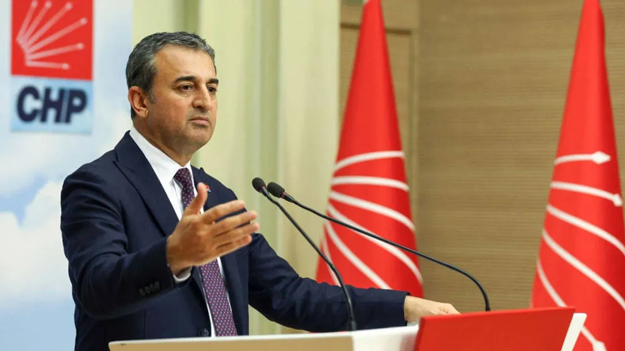 Burhanettin Bulut kimdir? Burhanettin Bulut kaç yaşında, aslen nereli? Burhanettin Bulut hangi partide?