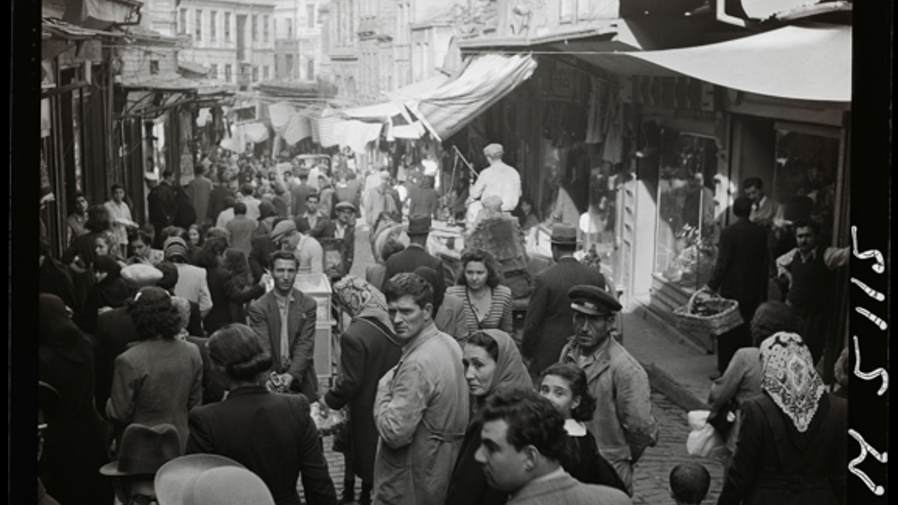 79 yıllık karelerle eski İstanbul'a zaman yolculuğu!
