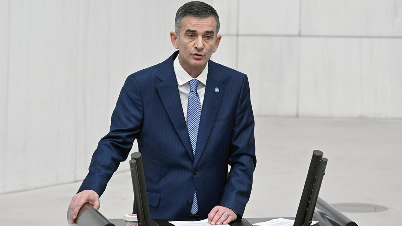 CHP’den istifa eden Ümit Dikbayır AK Parti'ye mi geçiyor? Siyasi kulisler hareketlendi