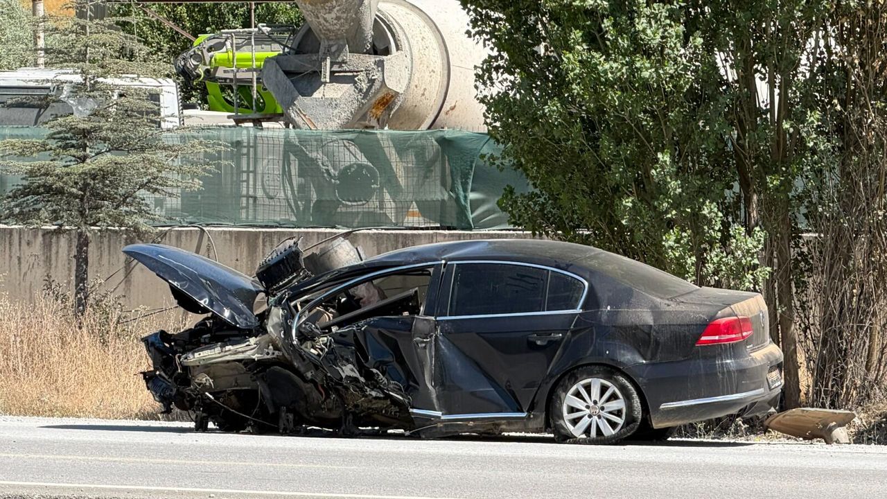 Ankara'da feci kaza! Aynı aileden 3 kişi yaralandı, 1'inin durumu ağır