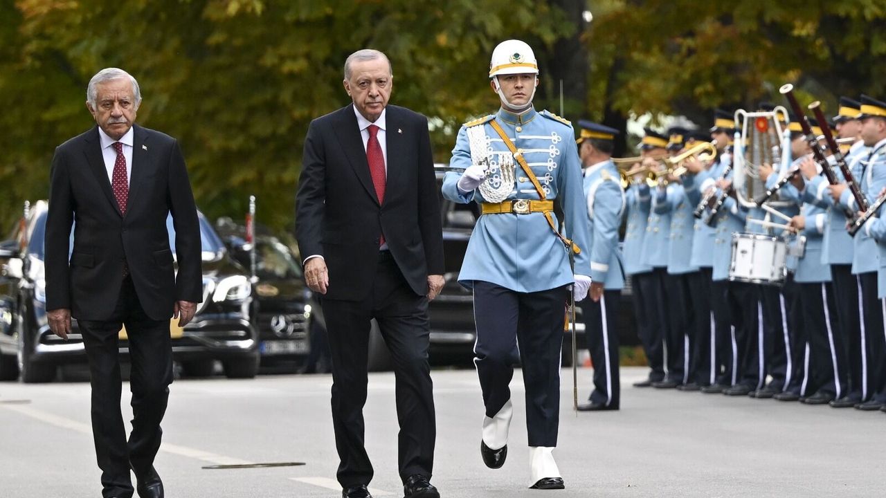 Cumhurbaşkanı Erdoğan Meclis'te: Yeni yasama yılı başlıyor