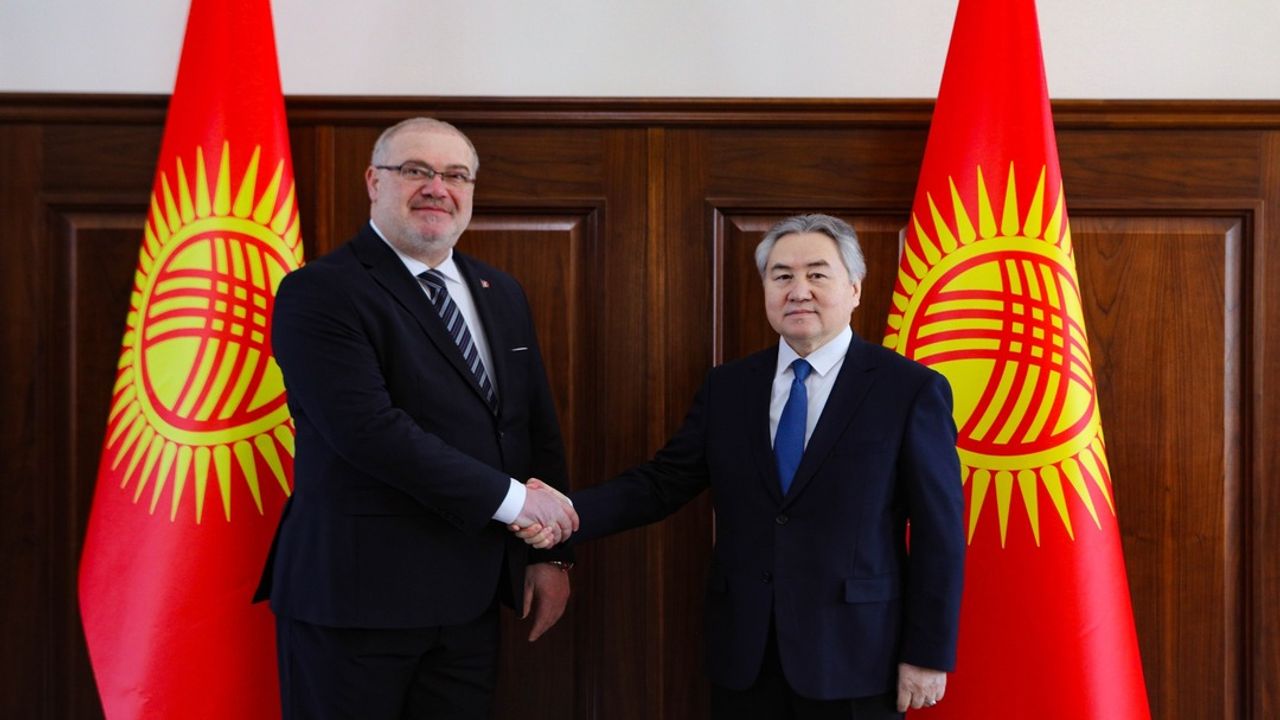 Kırgızistan Dışişleri Bakanı: "Türkiye ile Kardeşliğin Geliştirilmesi Önceliğimizdir"
