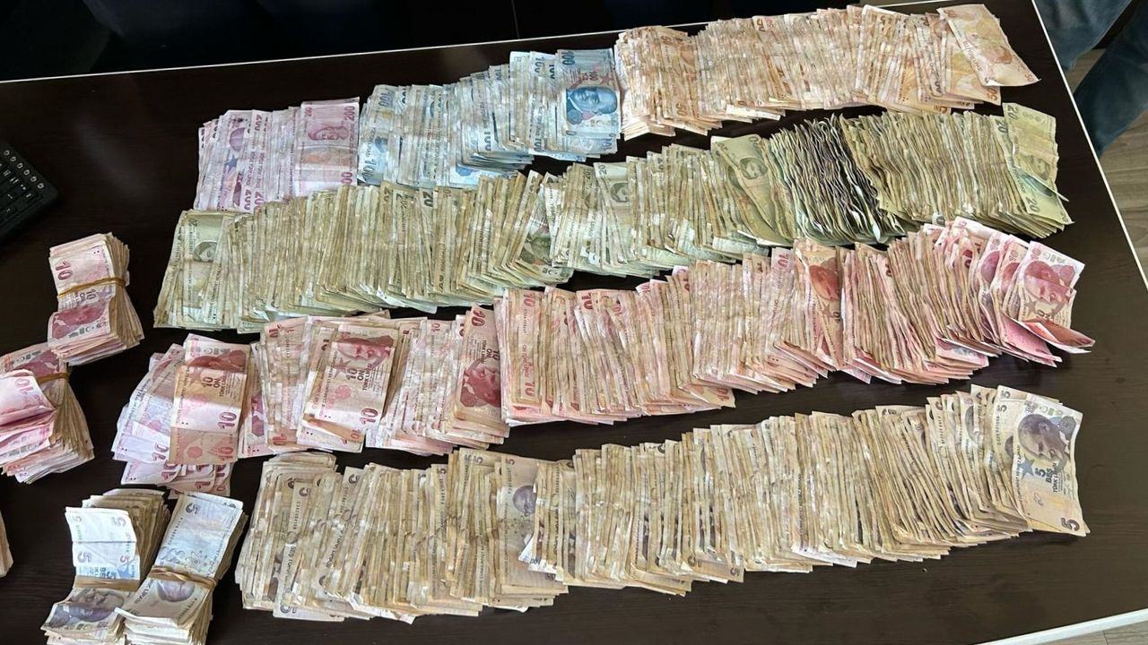 Antalya'da yakalanan dilencinin üzerinden çıkanlar pes dedirtti!