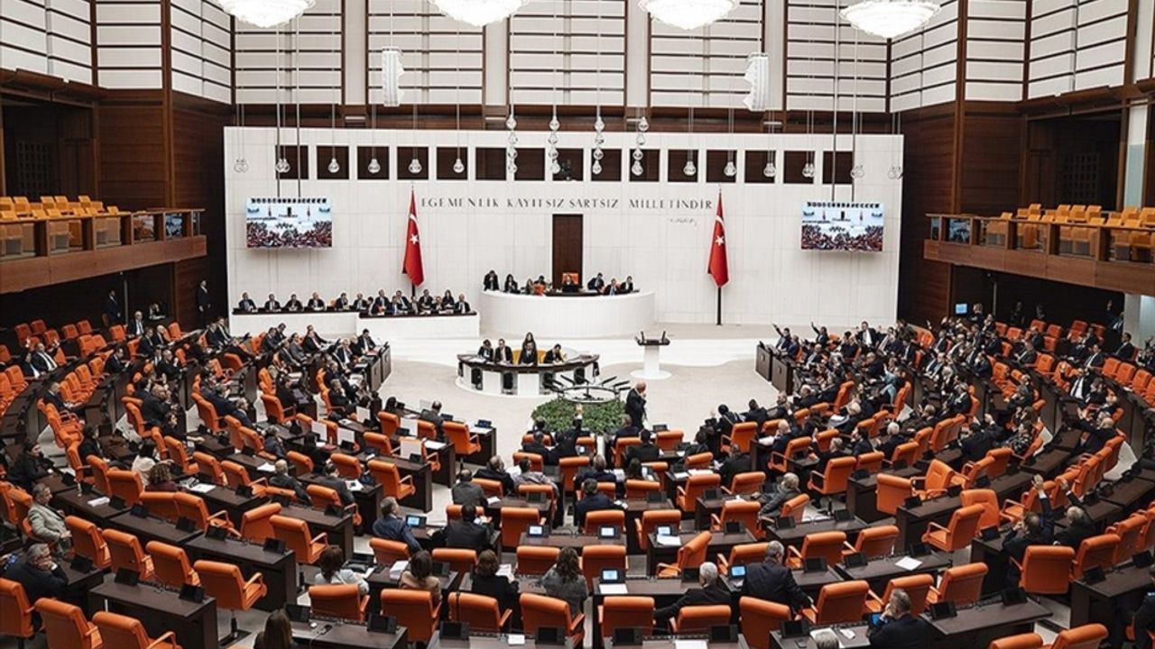 Siber Güvenlik Kanunu TBMM'de kabul edildi: İfade özgürlüğü endişeleri devam ediyor