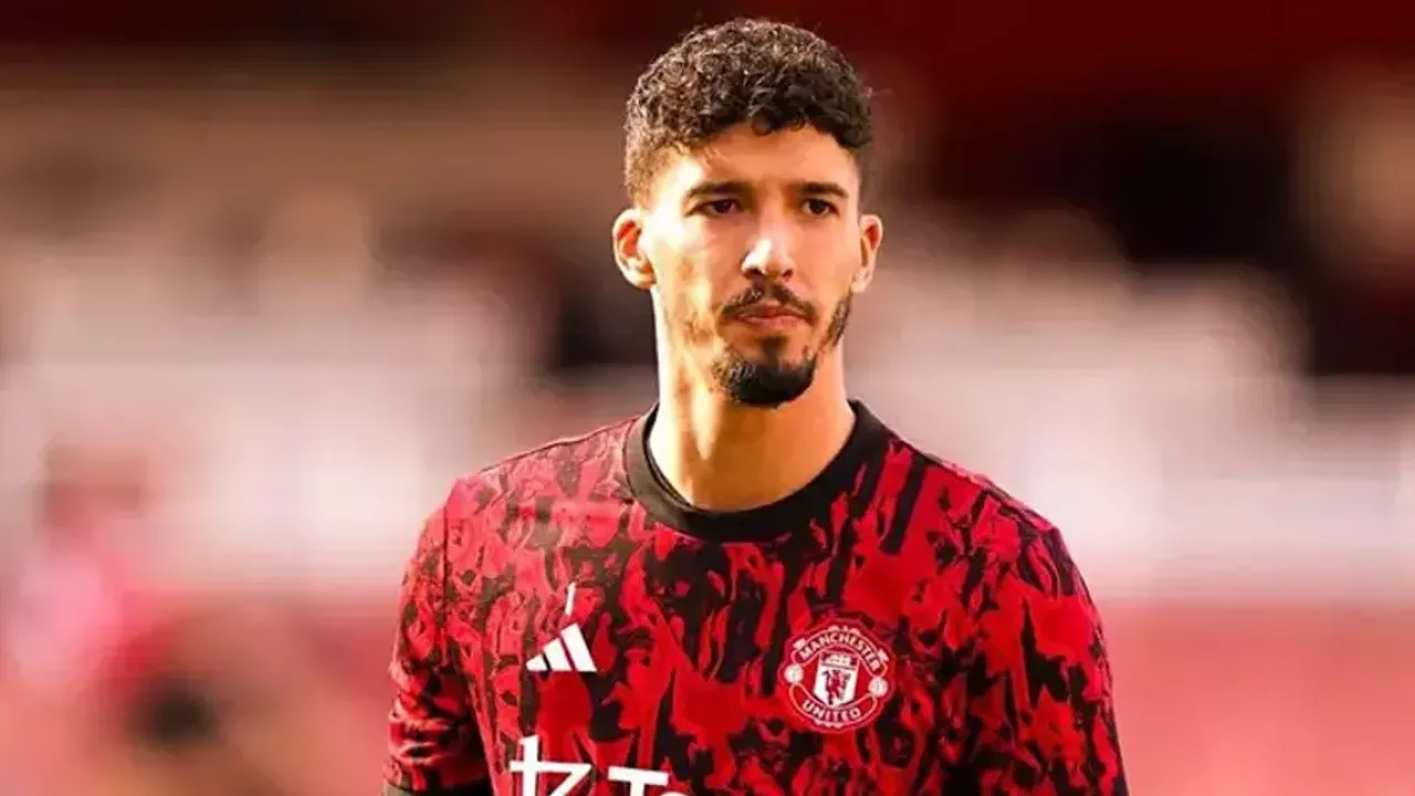 Altay Bayındır’a şok! İlk 11’de başladı ama...